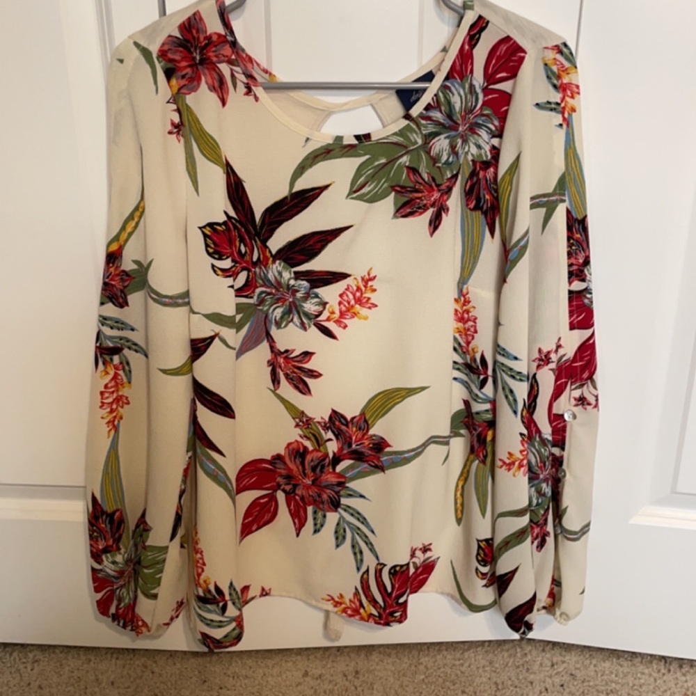Long sleeve shirt with an open back